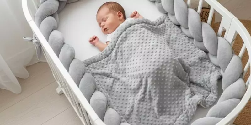 Kocyk niemowlęcy idealny towarzysz Twojego dziecka przez cały rok!